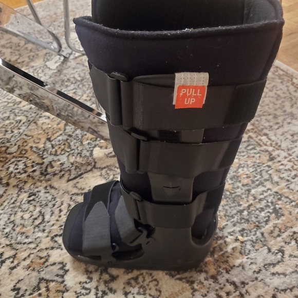 Small size walker boot - Picture 3 of 3